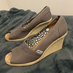 Toms peep toe wedges